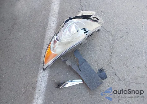 2014 Hyundai Sonata Hybrid Limited z USA, uszkodzony, nr VIN KMHEC4A46EA110585